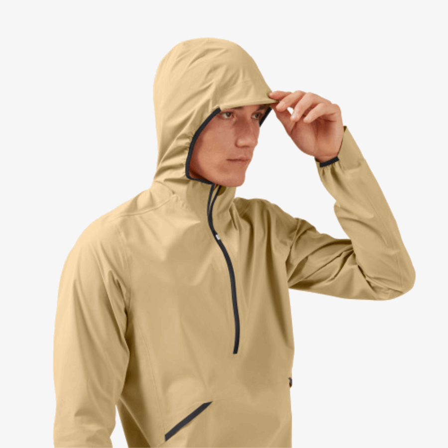 On Running Impermeable Anorak Camel