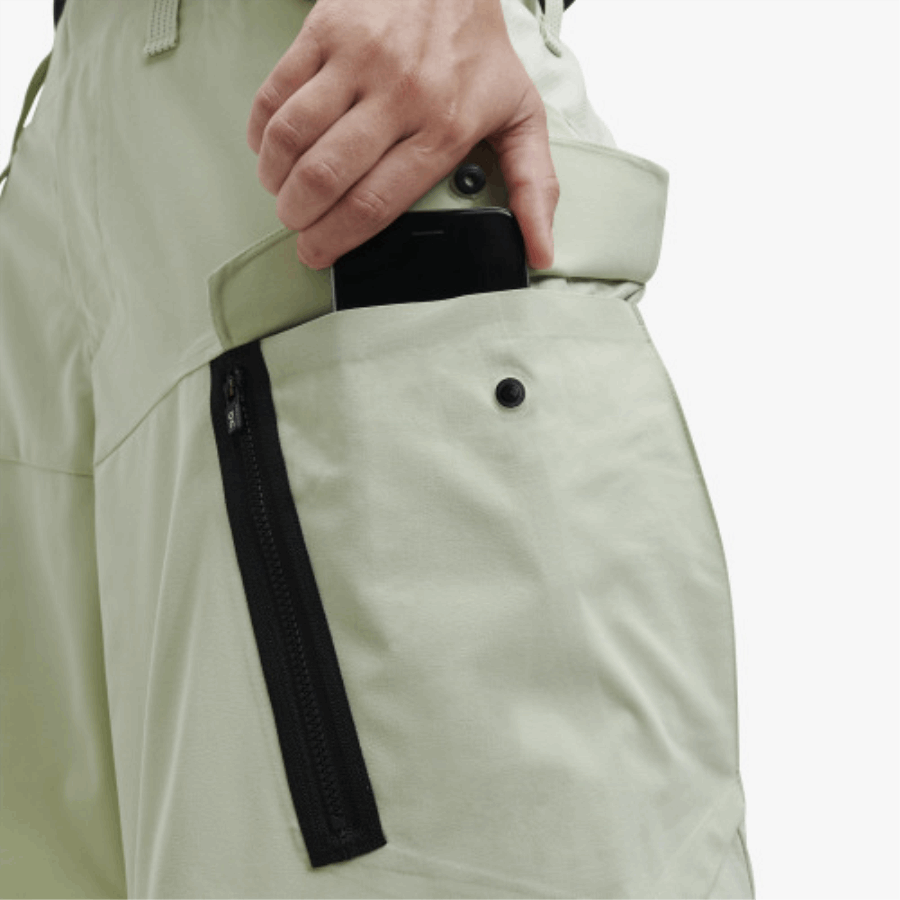 En Running Explorer Shorts Vine