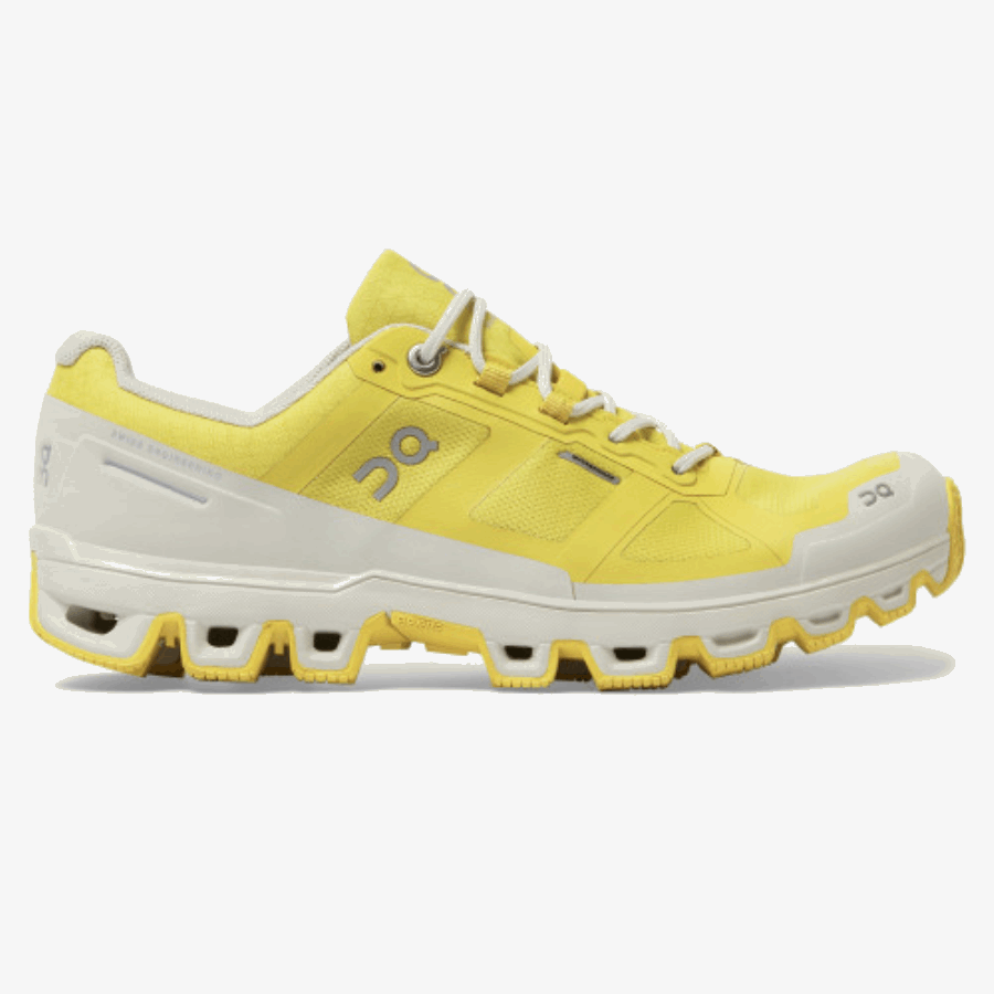 On Running Cloudventure Impermeable Mostaza-perla